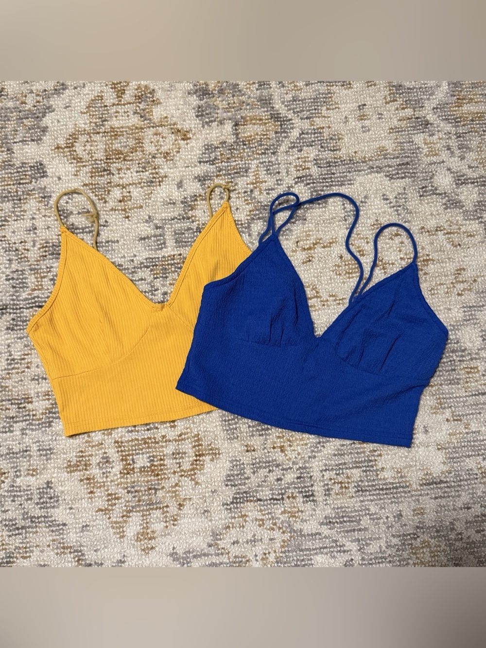 SHEIN Ribbed Crop Top 2-Piece Set in Blue & Yellow Size Medium